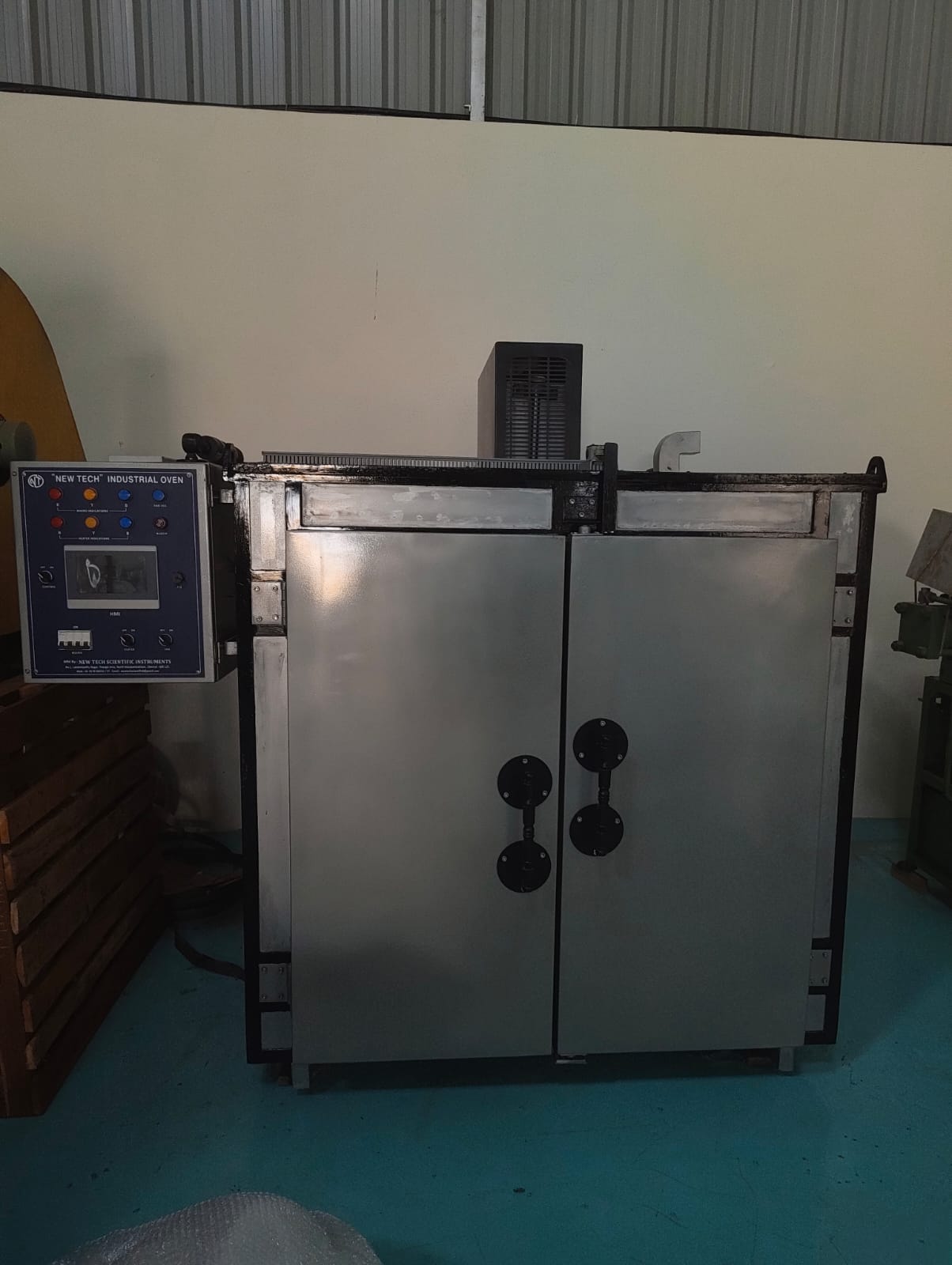 HOT AIR OVEN